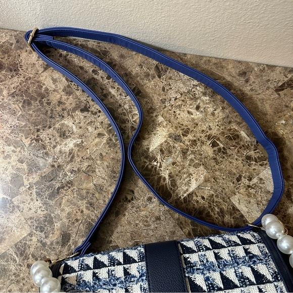 Cato Blue Faux Tweed Purse With Blue And Pearl Straps - Picture 8 of 14